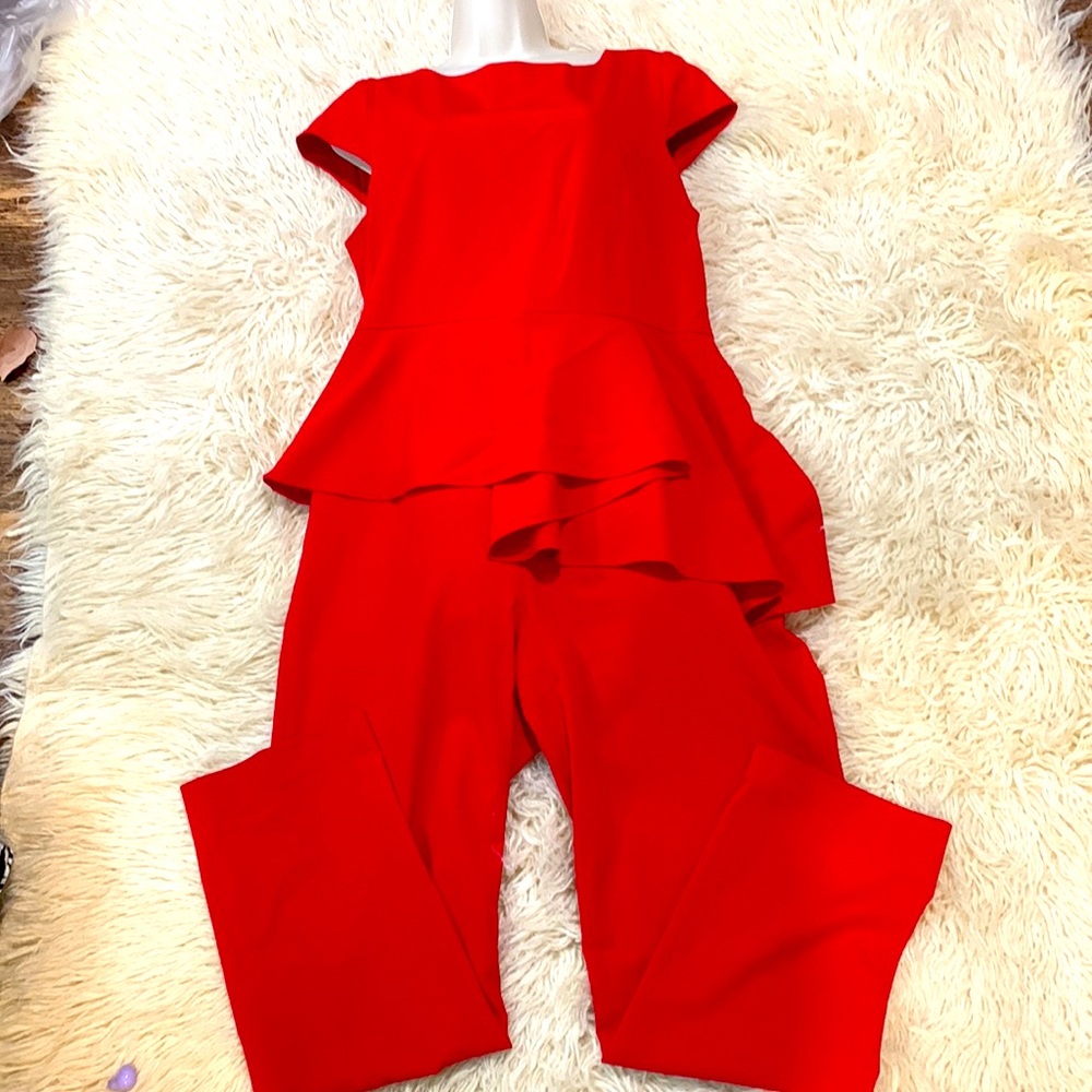 Tahari size 12 Romper